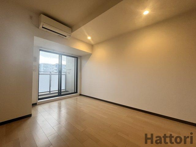 S-FORT江坂垂水町の居間・リビング