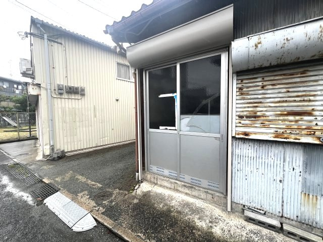 共友メリヤス有限会社3番３番倉庫のその他