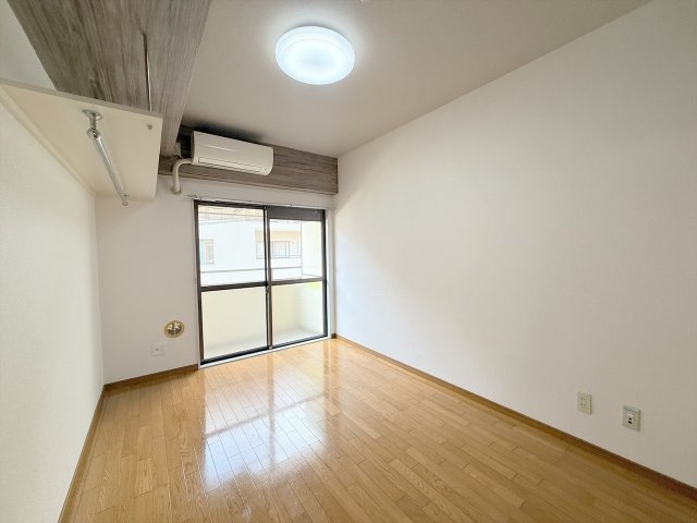 【居間・リビング】 | メゾン昭和町