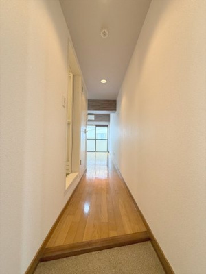 【玄関】 | メゾン昭和町