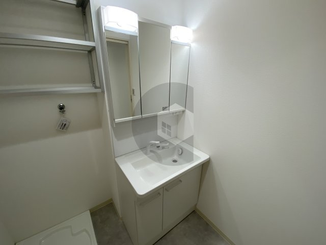 レクエルド柏田本町の独立洗面台