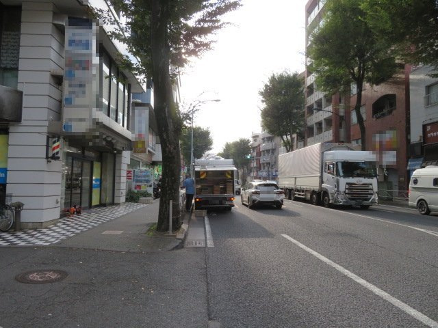 調布市西つつじケ丘３丁目の店舗事務所