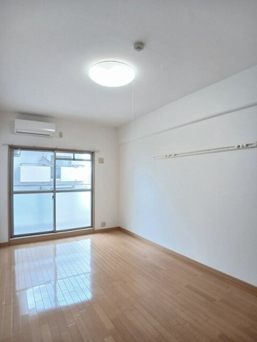 オリエンタル長田駅前の内装|中はこのようになっています