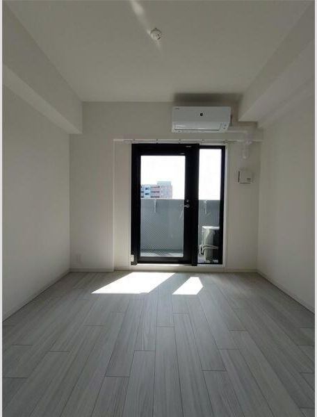 S-RESIDENCE城東SEVERの洋室