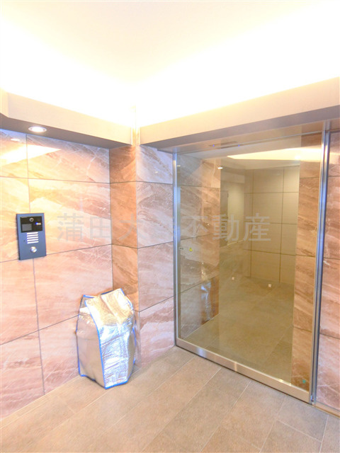 ラフィスタ蒲田南Ⅱのエントランス