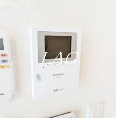 【セキュリティ】 | ジュネス | モニター付きインターフォンです。