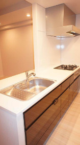 【キッチン】 | リストレジデンス浅草国際通り | きれいなキッチンです