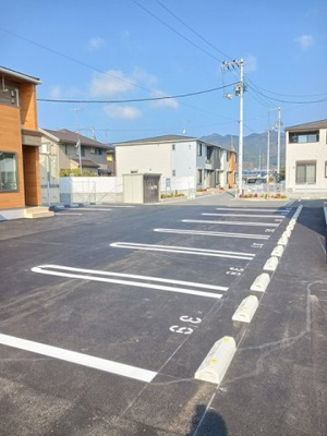 【駐車場】 | ルーベル北方Ⅳ | 駐車場です