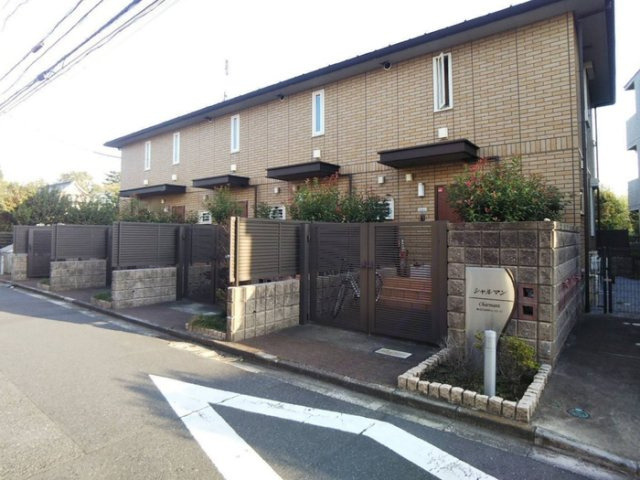 シャルマンの外観