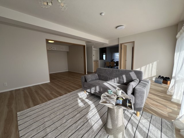【居間・リビング】ライオンズマンション鈴蘭台1番館 