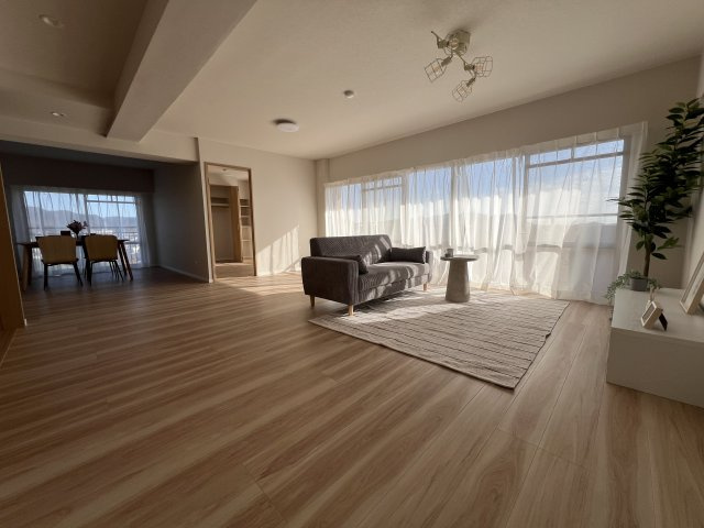 【居間・リビング】ライオンズマンション鈴蘭台1番館 