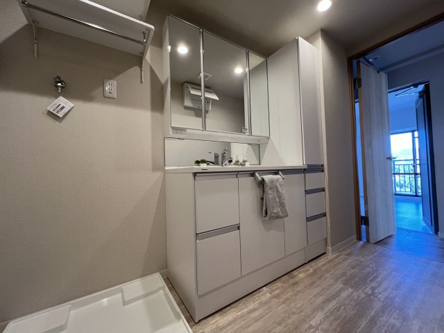 【独立洗面台】ライオンズマンション鈴蘭台1番館 