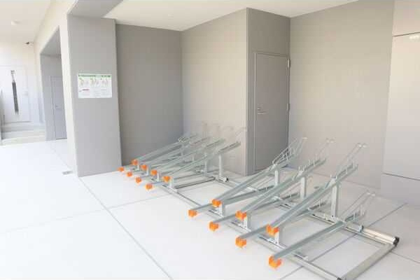 メイプル岩塚本通のその他