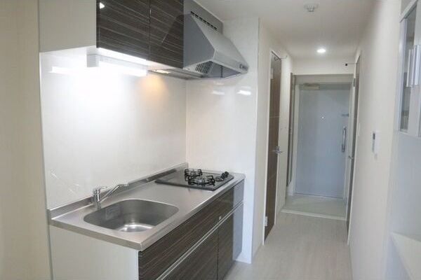 メイプル岩塚本通のキッチン