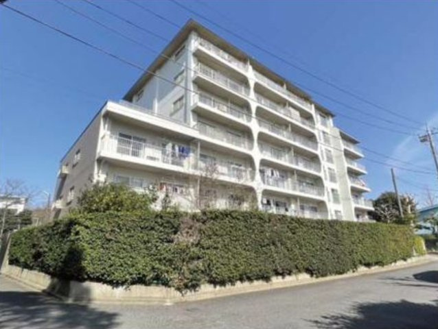 サンハイツ常盤平B棟の外観