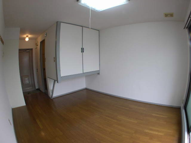 アーバンライフ上島の洋室