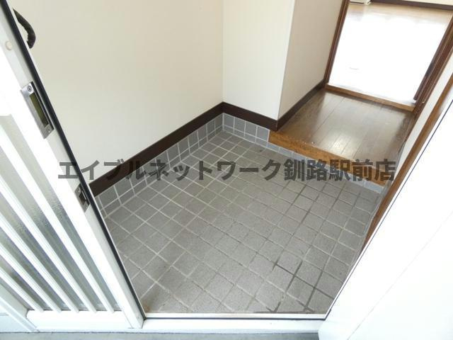 メゾンルミエールⅡの玄関