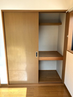 【その他】 | Valley陽 | 1F洋室6帖の押入れ