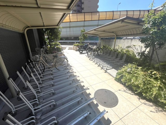 DIPS金町レジデンスの駐輪場