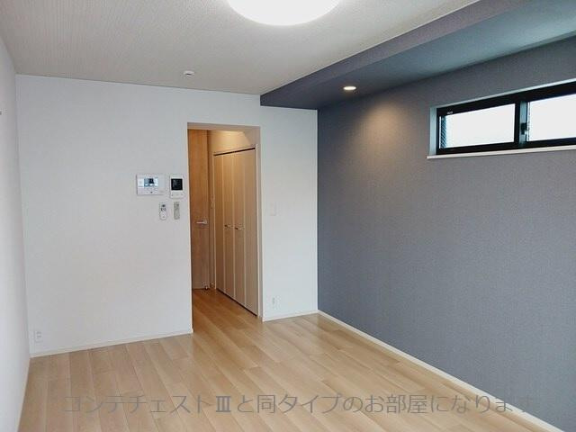 川崎市多摩区布田のアパートの居間・リビング