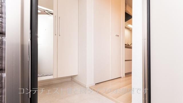 川崎市多摩区布田のアパートの玄関