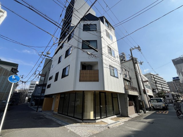 大阪市西区本田２丁目の店舗事務所