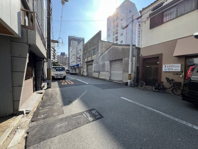 大阪市西区本田２丁目の店舗事務所の周辺