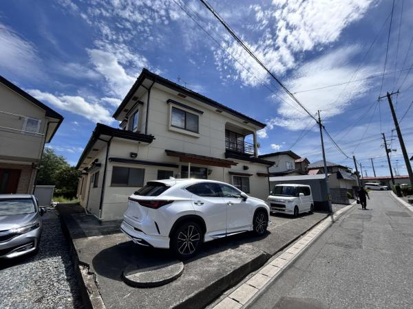 八戸市大字新井田字出口平の駐車場|【リフォーム前】駐車場です。2台駐車可能です。