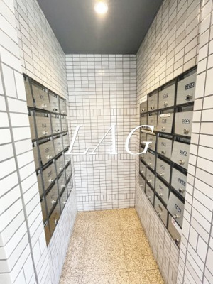 【その他共用部分】 | ワコーレ川崎 | 集合ポストです。