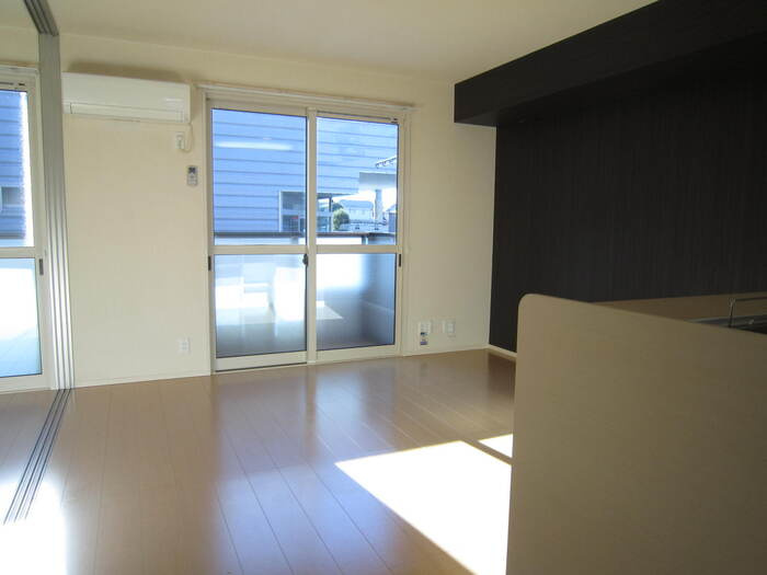 エクレール南の居間・リビング