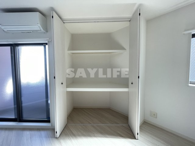 大阪市城東区諏訪４丁目の賃貸マンションの収納