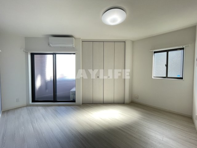 大阪市城東区諏訪４丁目の賃貸マンションの洋室