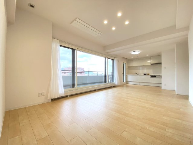 クリーンリバーフィネス山鼻中央の居間・リビング