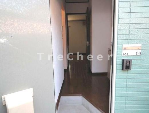 カーサヴェルデ(CASA VERDE)の玄関