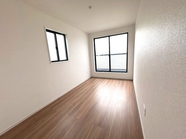 【子供部屋】 | 福岡市西区愛宕浜4丁目1期　2号棟（全3棟）【仲介手数料無料・0円】 | 現地写真。