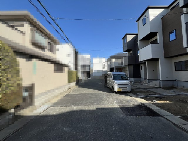 【その他】 | 福岡市西区愛宕浜4丁目1期　2号棟（全3棟）【仲介手数料無料・0円】 | 現地写真。前面道路です。