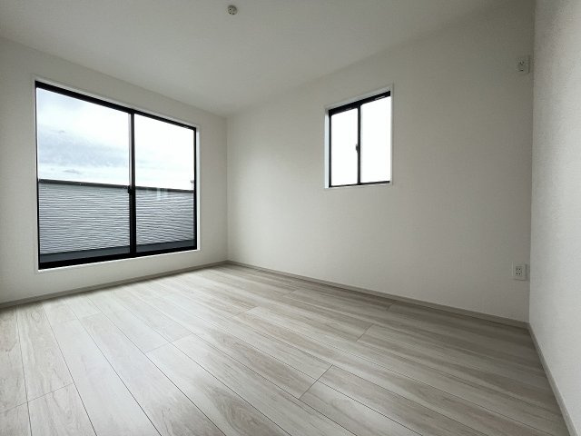 【子供部屋】 | 福岡市西区愛宕浜4丁目1期　2号棟（全3棟）【仲介手数料無料・0円】 | 施工例。施工例は完成時と異なる場合があります。