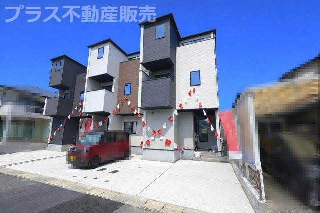 【外観】 | 福岡市西区愛宕浜4丁目1期　2号棟（全3棟）【仲介手数料無料・0円】 | 現地写真。プラス不動産販売なら、現場の全ての棟をまとめてご見学頂けます。