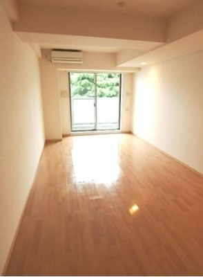 【居間・リビング】 | エスティメゾン中野富士見町 | 10.6帖の洋室。