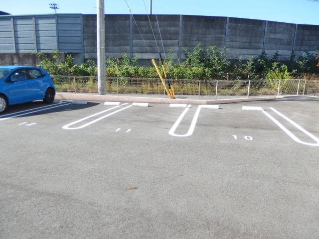 ルクレールの駐車場