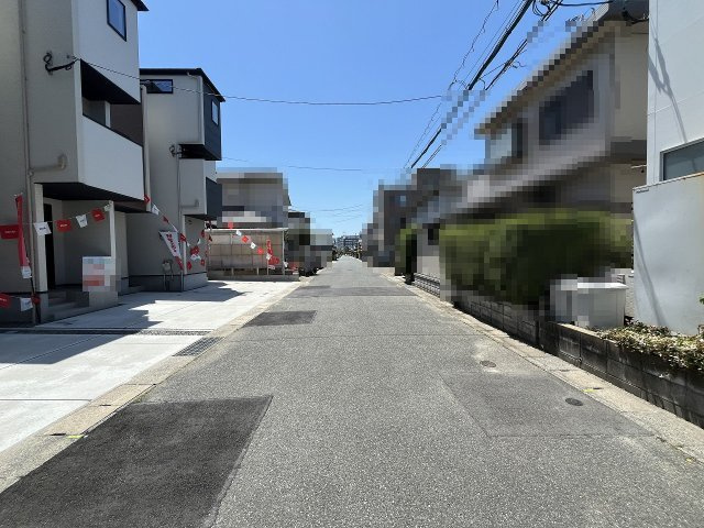 【その他】 | 福岡市西区愛宕浜4丁目1期　3号棟（全3棟）【仲介手数料無料・0円】 | 現地写真。前面道路です。