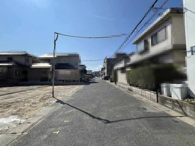 【その他】 | 福岡市西区愛宕浜4丁目1期　3号棟（全3棟）【仲介手数料無料・0円】 | 現地写真。前面道路です。