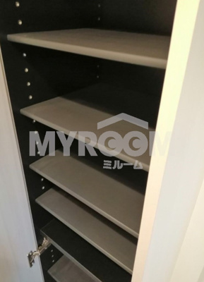 【収納】 | ハーモニーテラス若宮Ⅶ(ハーモニーテラスワカミヤセブン) | シューズボックス★