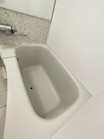 アプリーレ井尻の浴室