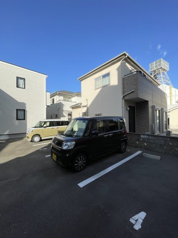 アプリーレ井尻の駐車場