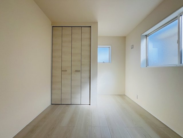 半田市板山町2丁目74『仲介手数料無料』新築戸建ての洋室