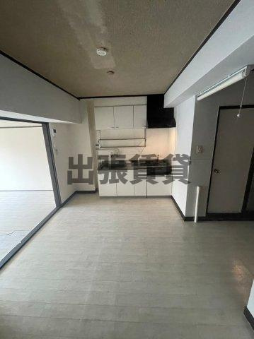 仲介手数料0円！！第3元八事ビルの居間・リビング