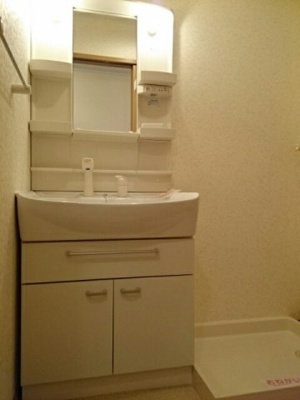 【洗面所】 | シトラスイン | 広い洗面スペース