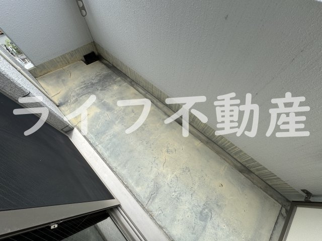 エグゼ大阪城東のバルコニー|お洗濯にも便利なバルコニー付き