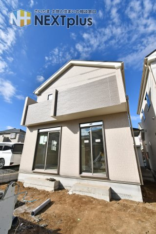 北本宮内2期全6棟　D号棟の外観|JR高崎線『北本』駅まで徒歩12分の立地。都内へのアクセス良好で通勤通学に便利です。小学校が徒歩10分圏内ですので、お子様の通学を安心して見送ることが出来ます。閑静な住宅街で子育てしやすい住環境です。